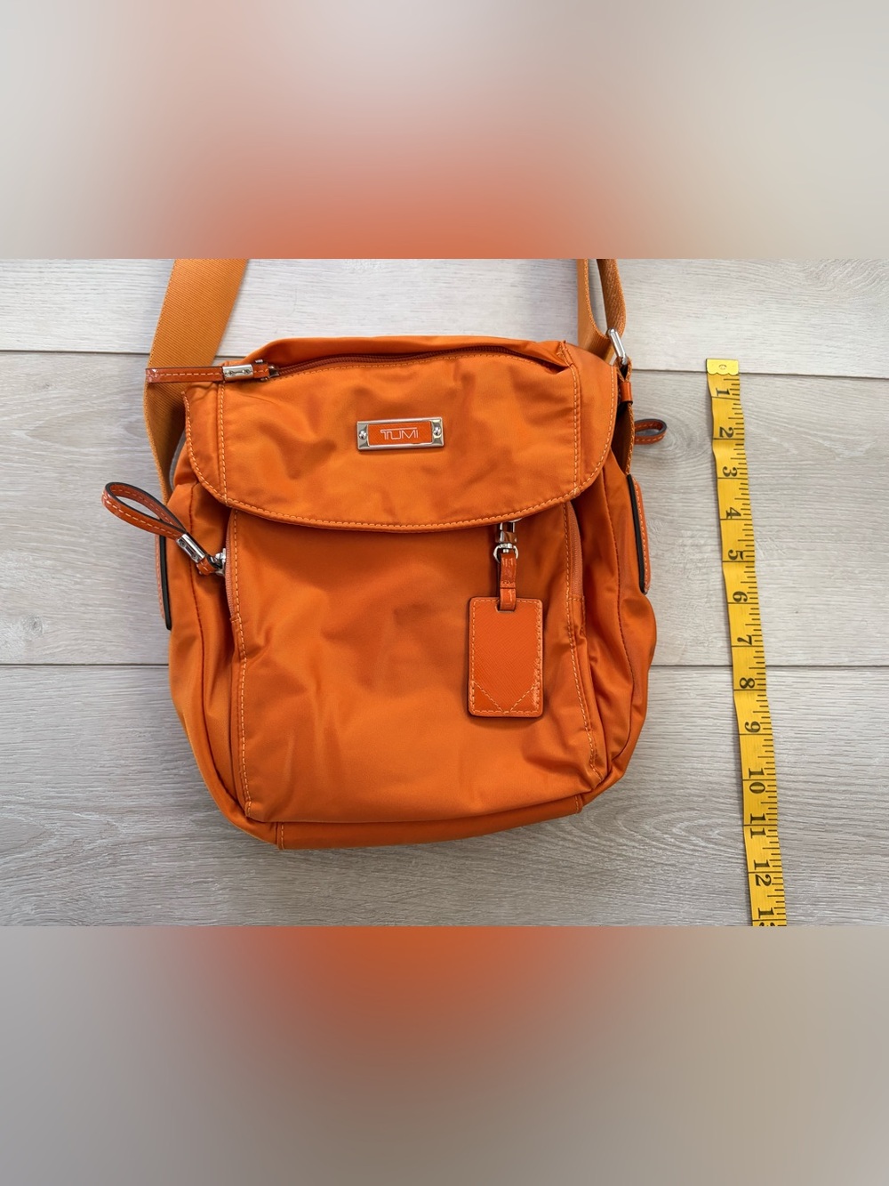 EUC Tumi Voyageur Lugano Messenger Bag Tangerine - Picture 13 of 14